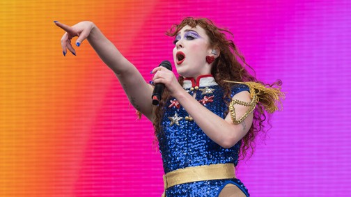 Mégis ki az a Chappell Roan, akit nem érdemes kihagyni a Szigeten?