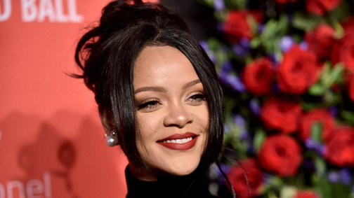 Dobj el mindent: Rihanna hatalmas bejelentést tett