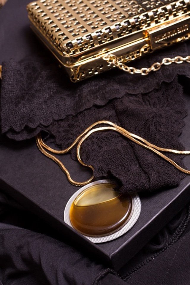 Egyedülálló megoldás: hetekig illatozik majd a táskád, a kocsid vagy a szekrényed