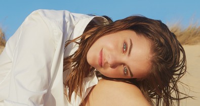 Még soha nem volt ilyen izgalmas a június! Itt a GLAMOUR legújabb száma, címlapon Palvin Barbara!