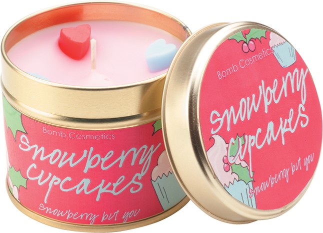 Karácsonyi bogyósüti gyertya BOMB COSMETICS 2790 Ft