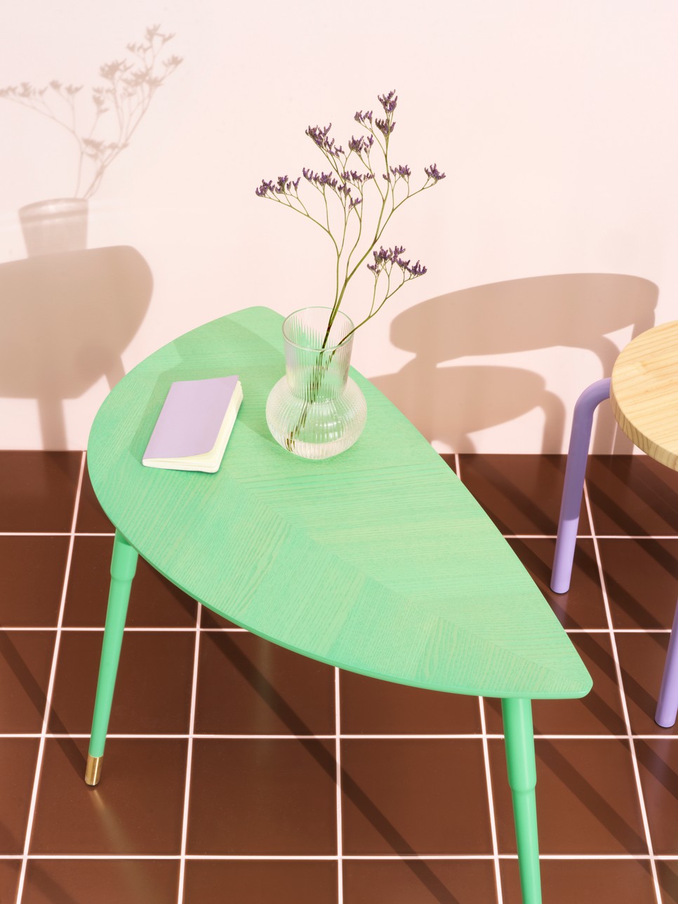 Az egykori LÖVET dohányzóasztal új köntösben tér vissza