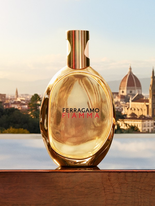 Fiamma Eau de Parfum FERRAGAMO 43 890 Ft/35 ml 