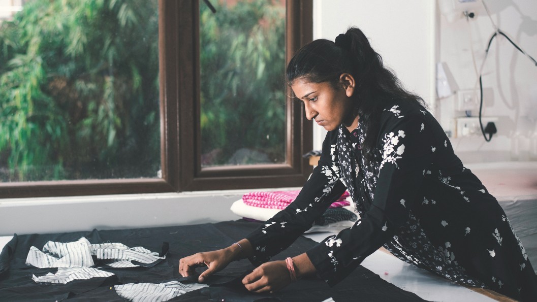 Riddhi Jain munkája nemcsak a divat, hanem a társadalmi hatás szempontjából is fontos