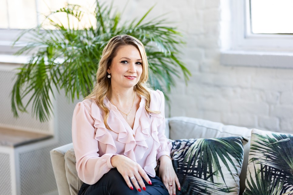 glamour-online-kommunikáció-veszelszki-ágnes