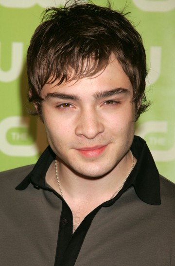Ed Westwick 2007 májusában New Yorkban. Ebben az évben robbant be a Gossip Girl, amiben Ed a rosszfiú Chuck Basst alakította.