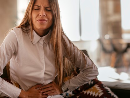 A hasfájás 8 fajtája, amivel azonnal orvoshoz kell fordulnod