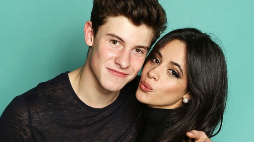 A legcukibb pár és már nem is titkolják: kézen fogva sétál Camila Cabello és Shawn Mendes