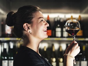 Jön az év legbájosabb borkóstolója!