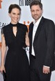 Hilary Swank és Philip Schneider