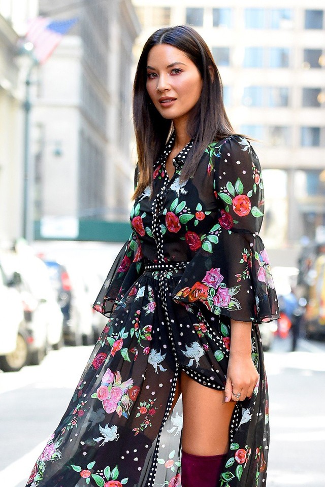 Nagyon szexi! Nem fogod elhinni, melyik magyar tervező ruháját vette fel a világsztár