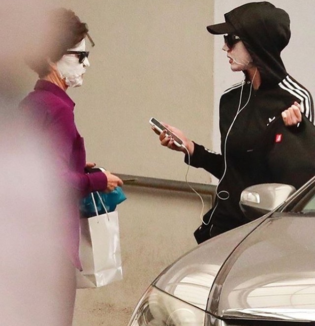 Katy Perry és anyukája