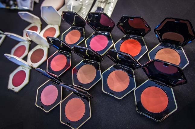 Bemutatkozik az arc divatja - szépségápolási termékekkel bővül a H&M kínálata