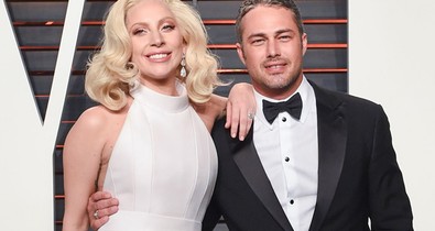 Ne! Lady Gaga és Taylor Kinney felbontották az eljegyzésüket