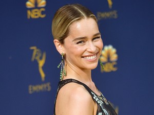 Így tündökölt a sárkányok anyja az Emmy-gálán