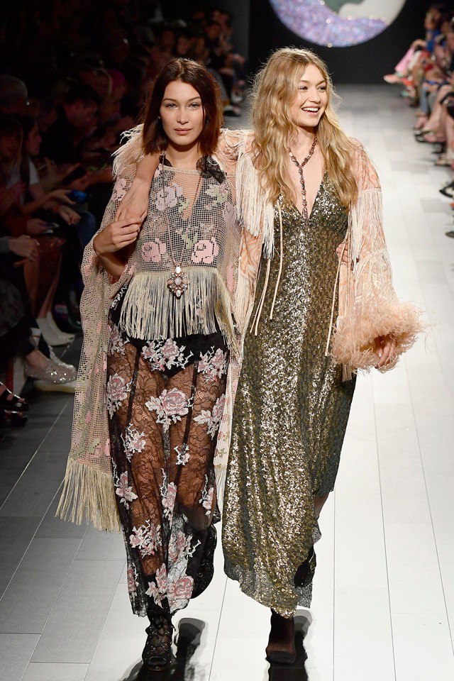 Gigi Hadid Bella Hadid NYFW