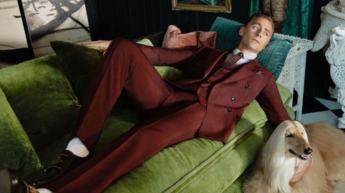 Ez valami vicc? Tom Hiddleston Gucci kampánya egészen szürreális a Taylor Swift-fiaskó után