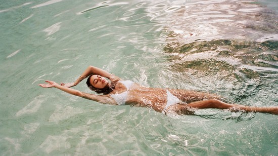 Ez történik a testeddel, ha nem veszed le időben a vizes fürdőruhát