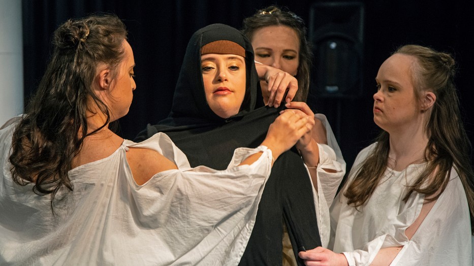 Négy kisfilmet mutat be a Baltazár Színház az adventi időszakban