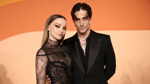 Dove Cameron és Damiano David összeházasodtak, elképesztően különleges ruhát viselt a menyasszony