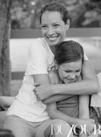 christy turlington, every mother count, de jour, kislány, szupermodell, kampány, jótékonyság