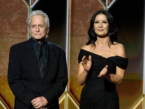 Ő Catherine-Zeta Jones és Michael Douglas ritkán látott lánya, csodás fotón a 22 éves Carys Douglas