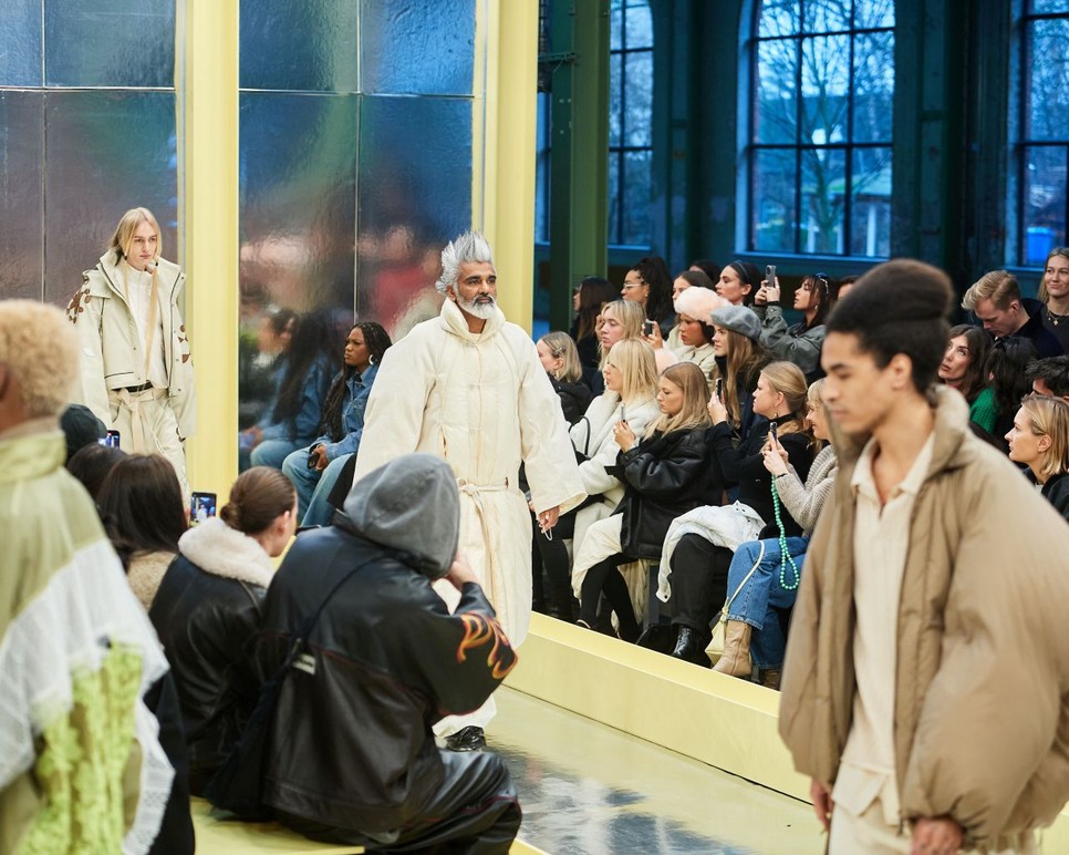 A pufidzsekik újrahasznosított paplanokból készültek a STAMM kollekciójában