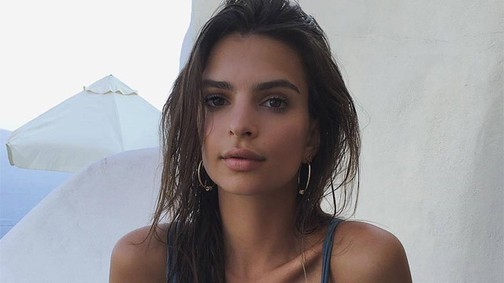 Álomnyaralás, álomnővel: Emily Ratajkowski visz el a Paradicsomba