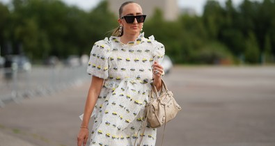 Itt a nyár legmerészebb és legcukibb trendje: így hódítja vissza a divatot a babydoll ruha