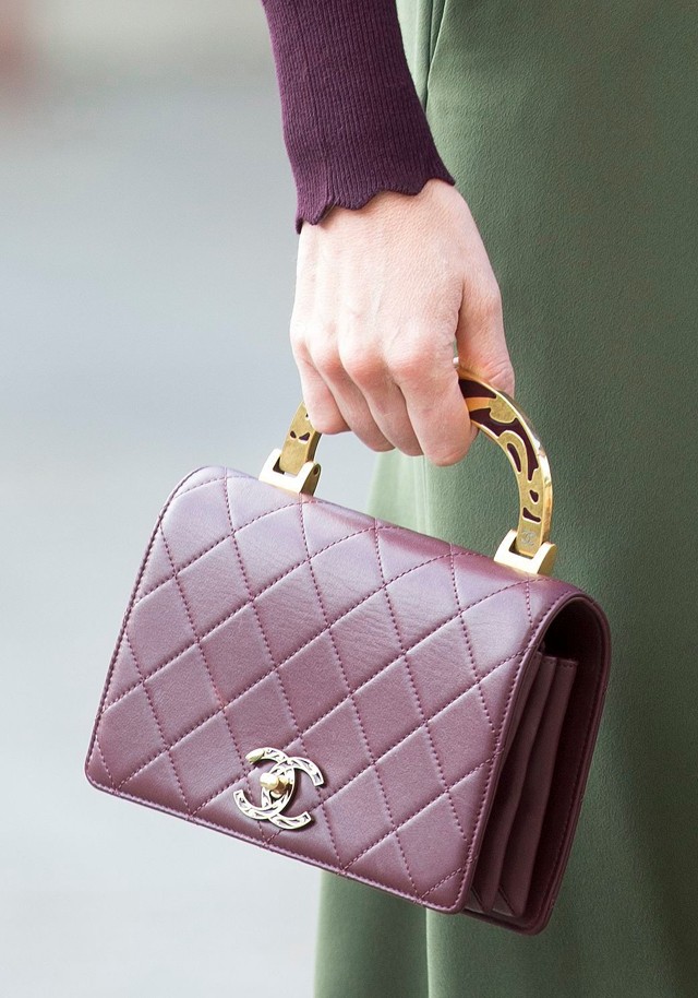 Katalin hercegné minden részletében tökéletes szettjéért a lelkünket is eladnánk