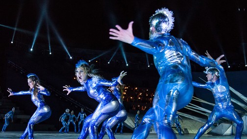 Az Intimissimi Opera Pop On Ice show és a szuperhosszú vörös szőnyeg
