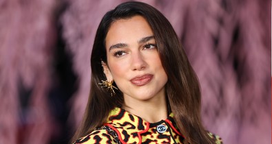 Dua Lipa pucérruhás fotója láttán azonnal zavarba jössz, csak úgy ordít belőle a felszabadultság