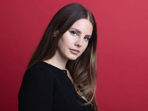 Lana Del Rey versei magyarul is megjelennek!