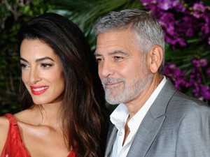George Clooney felesége, Amal Clooney még sosem volt ennyire gyönyörű, mint ebben a ruhában