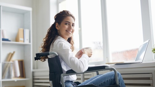 Nincs ki dolgozzon, így talán a munkaerőpiac végre inkluzívabb lesz