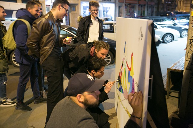 Leteszteltük, hogy festenek a bulinegyed fiataljai egy átlagos estén