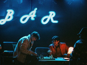 Íme a Carson Coma zenekarnak A besúgó című sorozathoz készített dalfeldolgozása