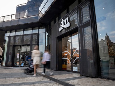 Akcióvadászat helyett jótékonyság! A dm újraértelmezte a Black Friday fogalmát