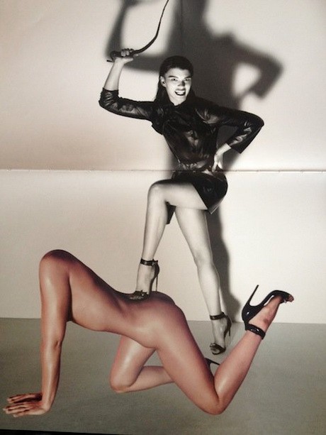 Erotikus magazint készít a nőknek a topmodell