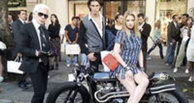 Lara Stone Chanel boltokat rabol!