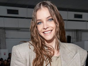 Palvin Barbara a Vivienne Westwood múzsája lett