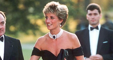 Diana hercegnő merész ruhája azonnal történelmet írt