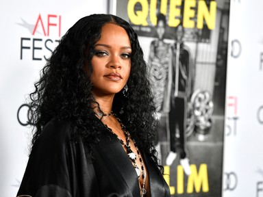 Rihanna ismét stílust váltott, ezúttal a kényelemre szavaz, amióta anya lett