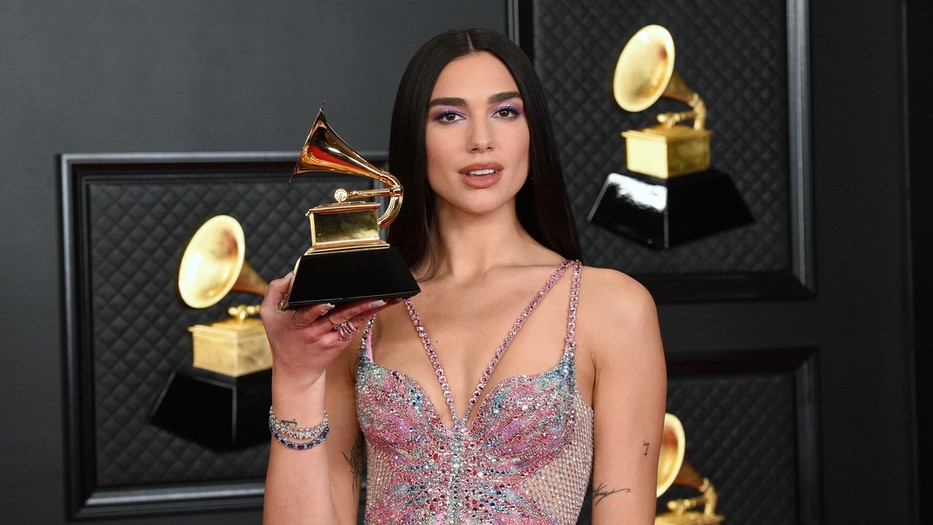 Dua Lipa 