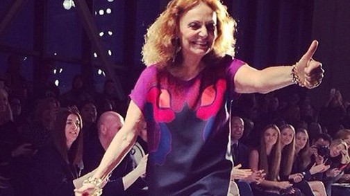 Interaktív - DvF 40 éves burokruhája és Victoria Beckham cuki családja megnyerték a NYFW-et!