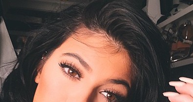 Kylie Jenner szája felrobbantja az internetet