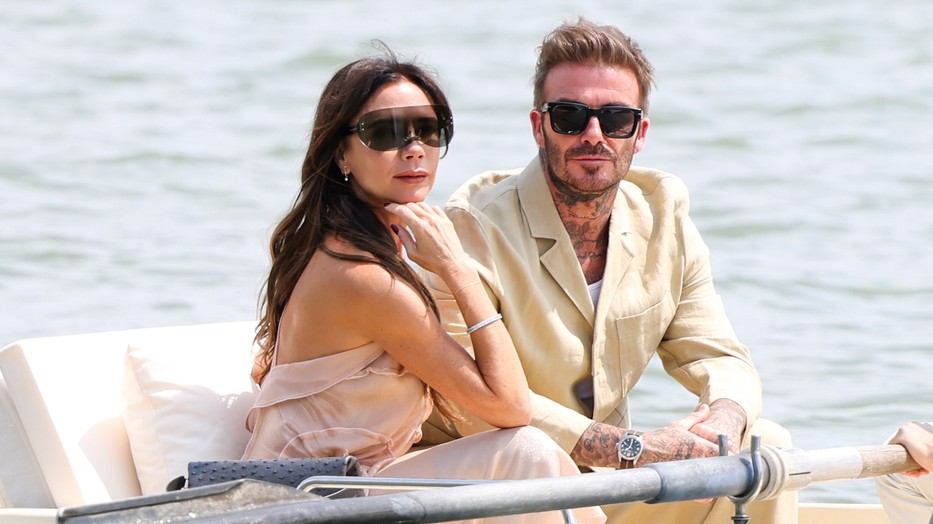 Victoria és David Beckham szupergazdagok, ez mégsem volt elég a Peltz családnak