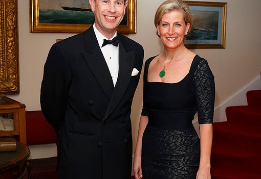 8 felejthetetlen alkalom, amikor a királyi család nőtagjai kis fekete ruhában tündököltek