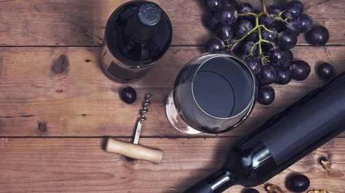 Az Urban Outfitters olyan dolgot fejlesztett ki, amit neked is be kell szerezned ha borrajongó vagy