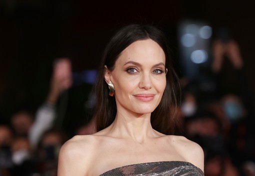 Ezek Angelina Jolie valaha volt legmerészebb szettjei